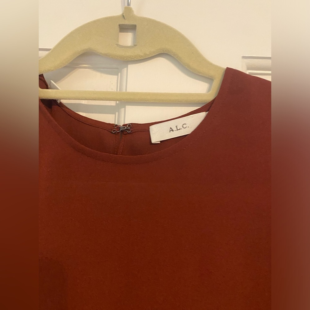 Alc Rust Color Blouse With Open Back And Ruffle S… - image 2